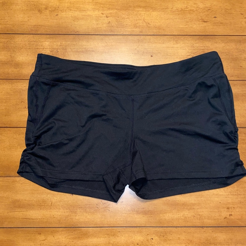 Aspire black shorts with side rouching detail, size XL. Perfect for cheer, dance